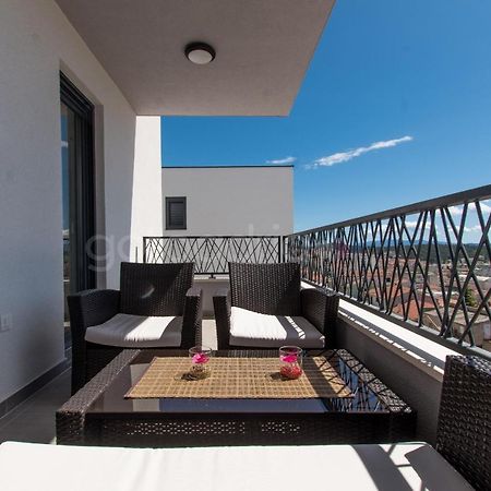 Sea View Apartment Leana Makarska Dış mekan fotoğraf